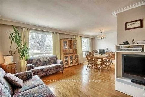 326, Lorne(Main Floor), Central Newmarket, Newmarket