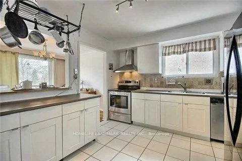 326, Lorne(Main Floor), Central Newmarket, Newmarket
