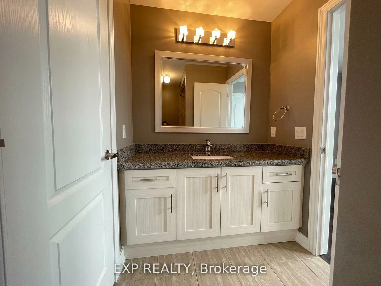 740, Clifford Perry, Woodland Hill, Newmarket