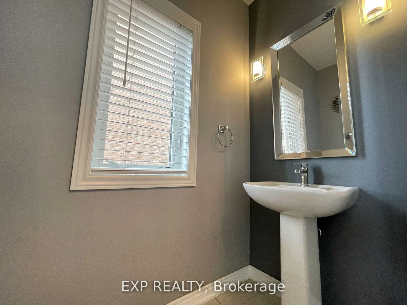 740, Clifford Perry, Woodland Hill, Newmarket
