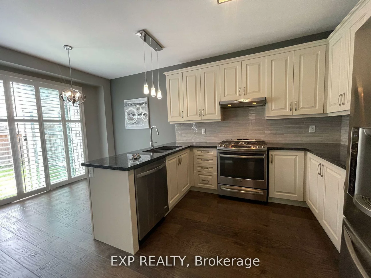 740, Clifford Perry, Woodland Hill, Newmarket