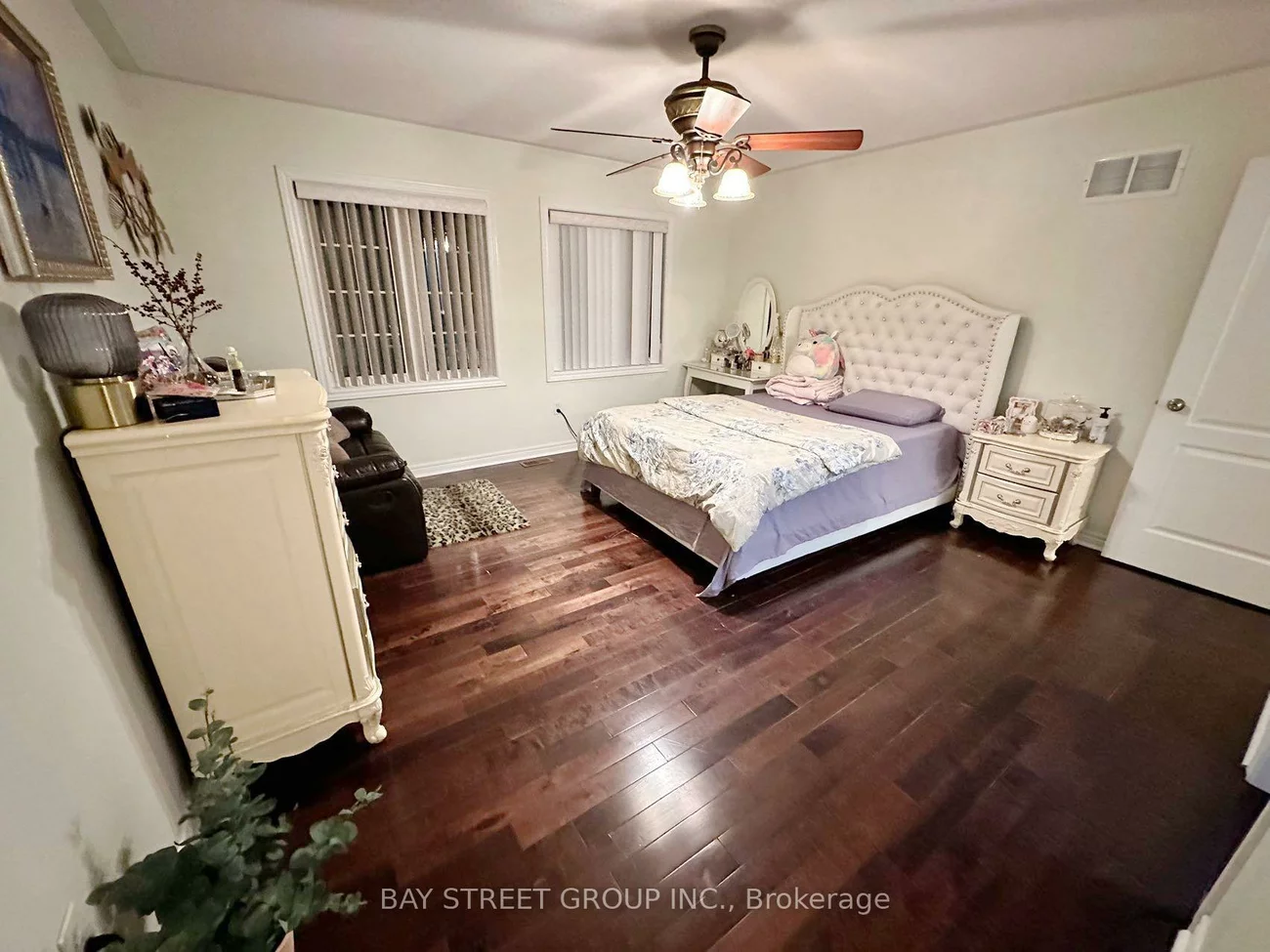 384, Spruce Grove, Woodland Hill, Newmarket