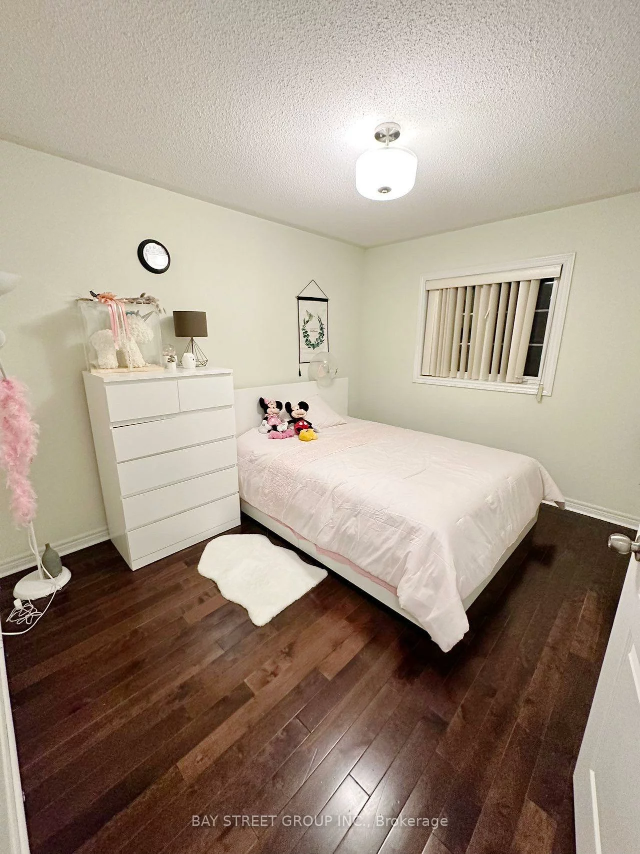 384, Spruce Grove, Woodland Hill, Newmarket