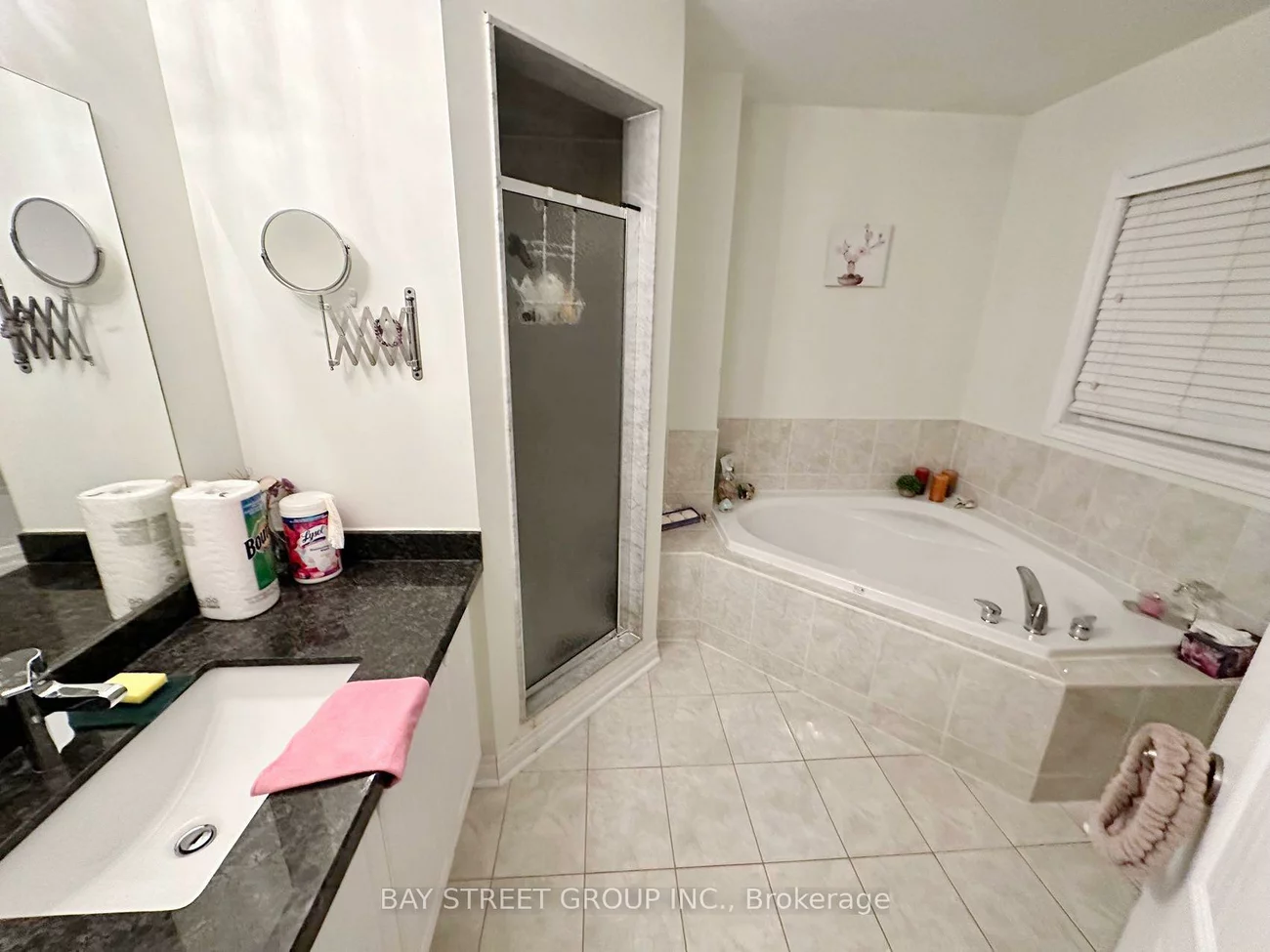 384, Spruce Grove, Woodland Hill, Newmarket