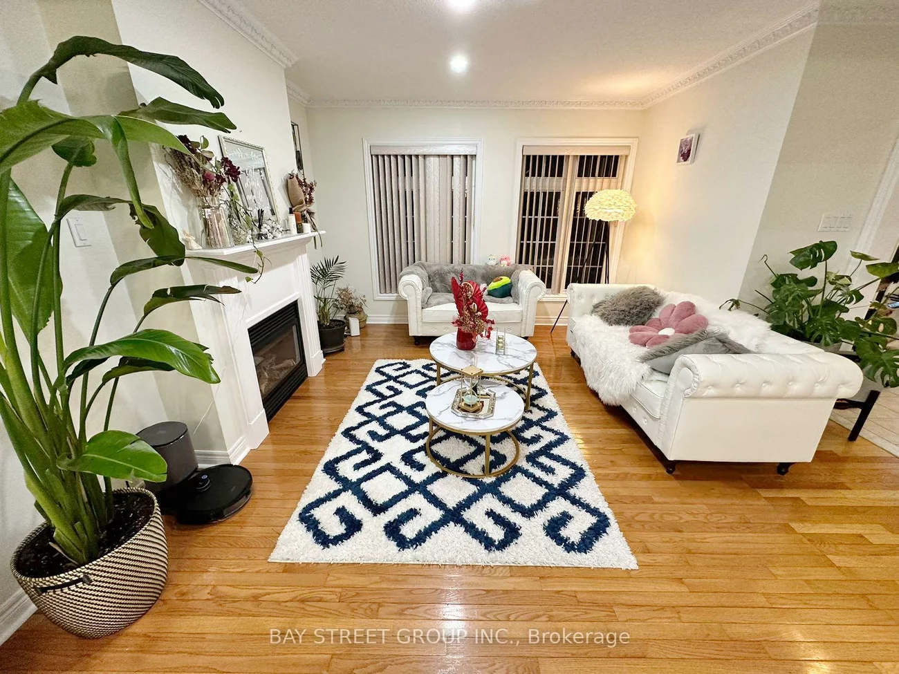 384, Spruce Grove, Woodland Hill, Newmarket