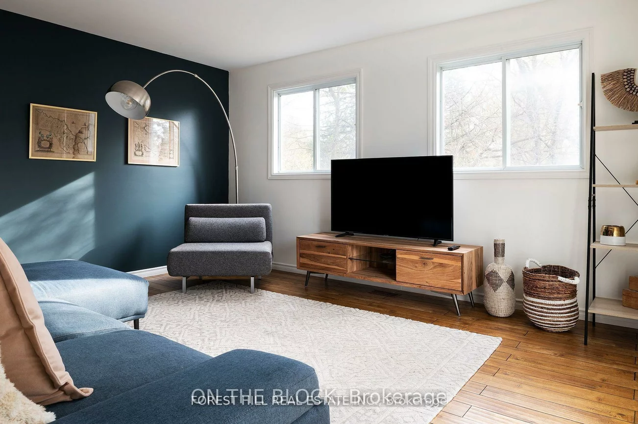 215, Main, Bristol-London, Newmarket
