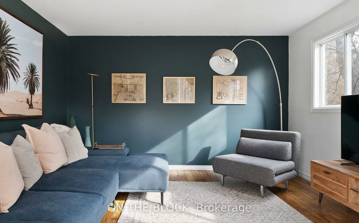 215, Main, Bristol-London, Newmarket