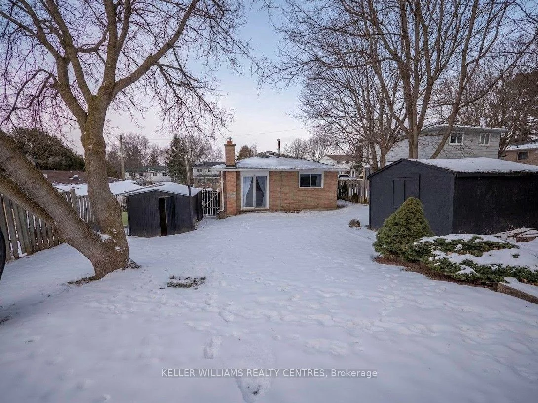 807, Greenfield, Huron Heights-Leslie Valley, Newmarket