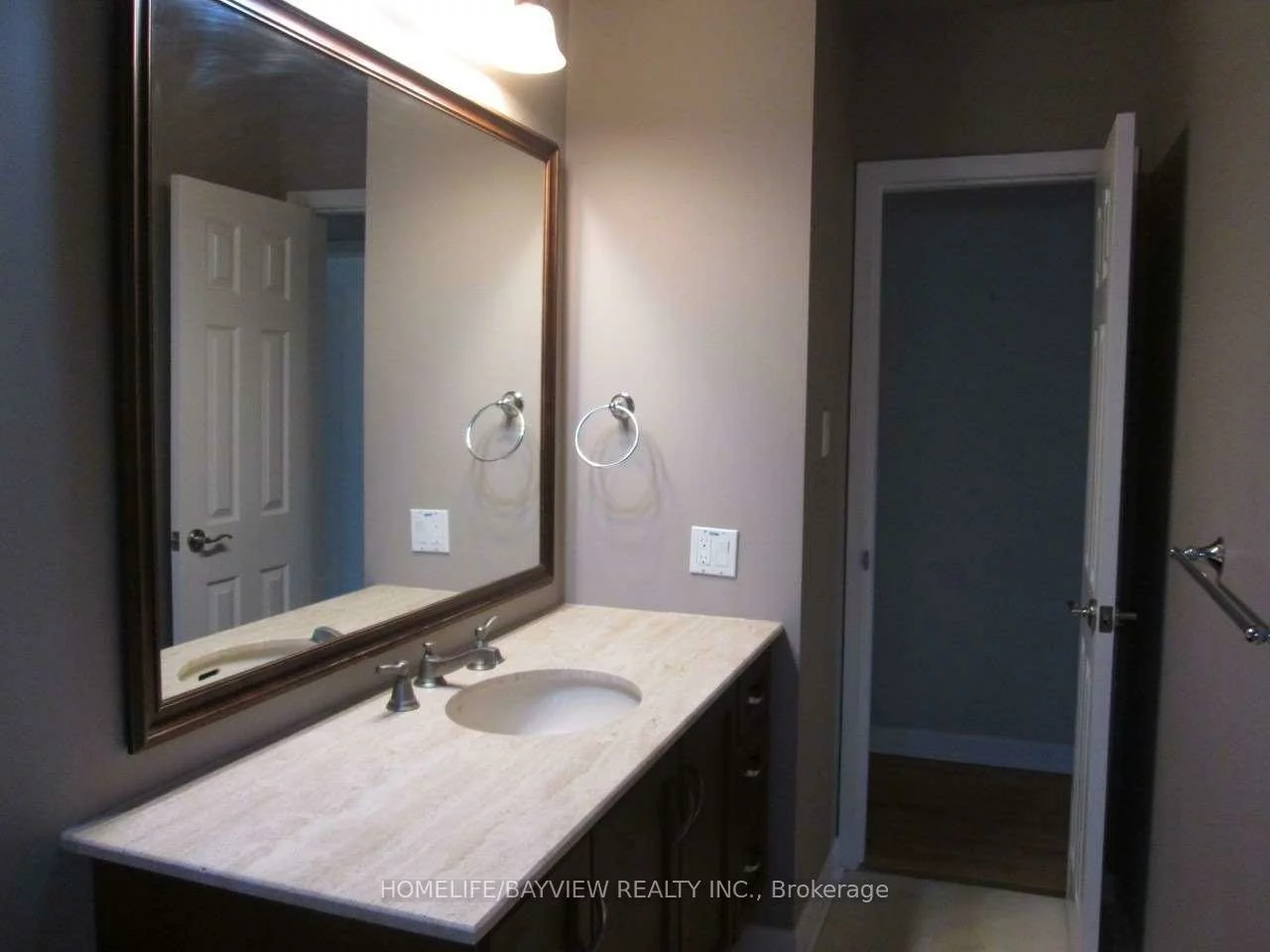 303, Millard(Main Level), Central Newmarket, Newmarket