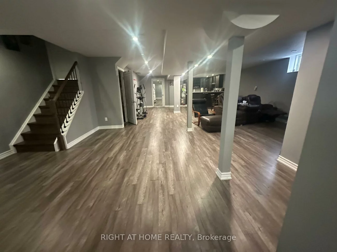 677, MCGREGOR   FARM, Glenway Estates, Newmarket
