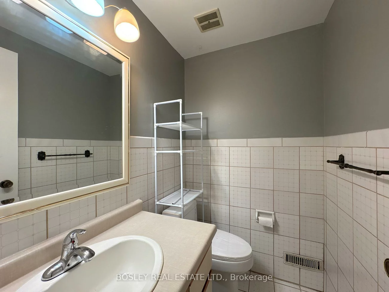 114, Lorne, Central Newmarket, Newmarket