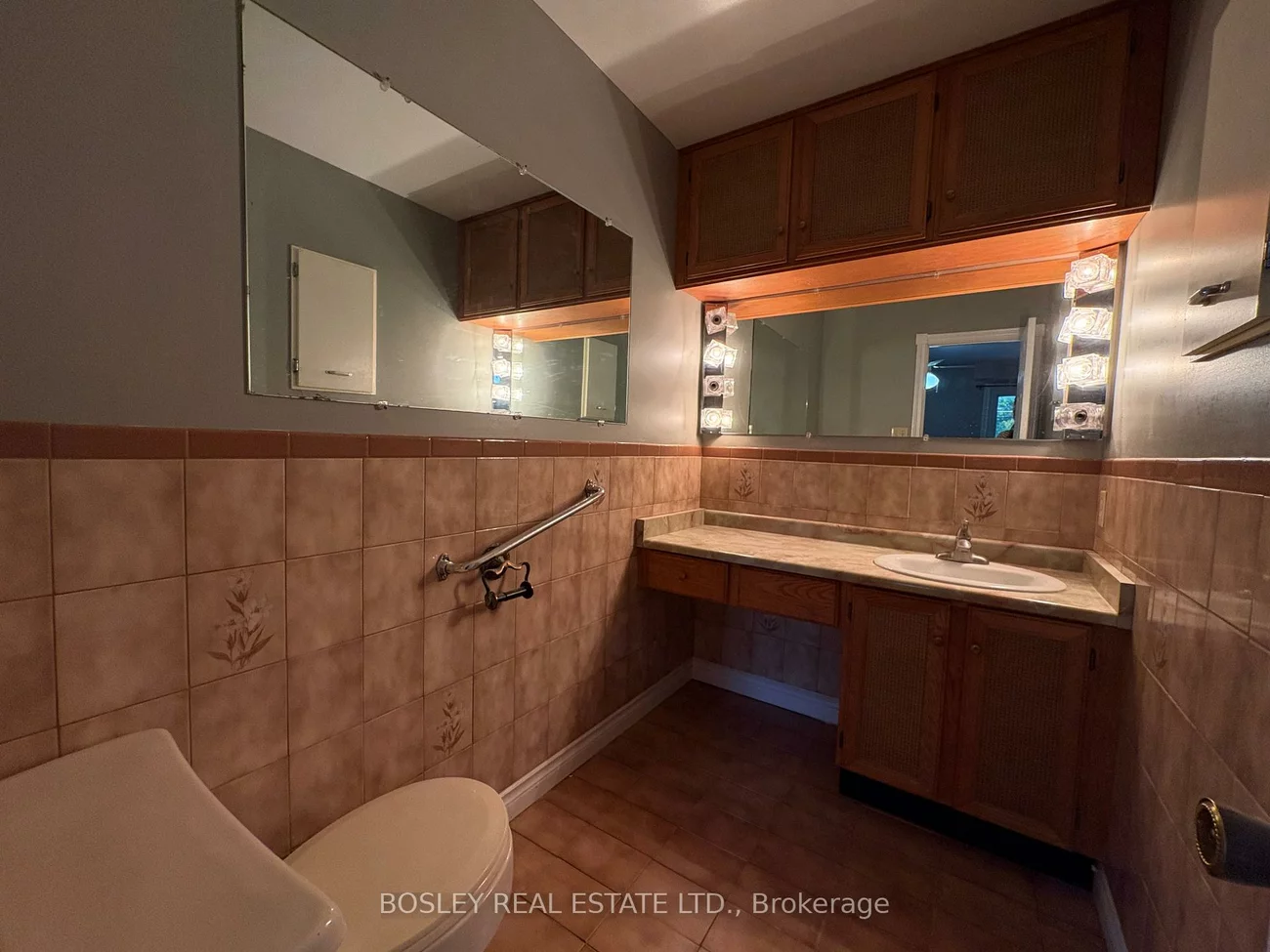 114, Lorne, Central Newmarket, Newmarket
