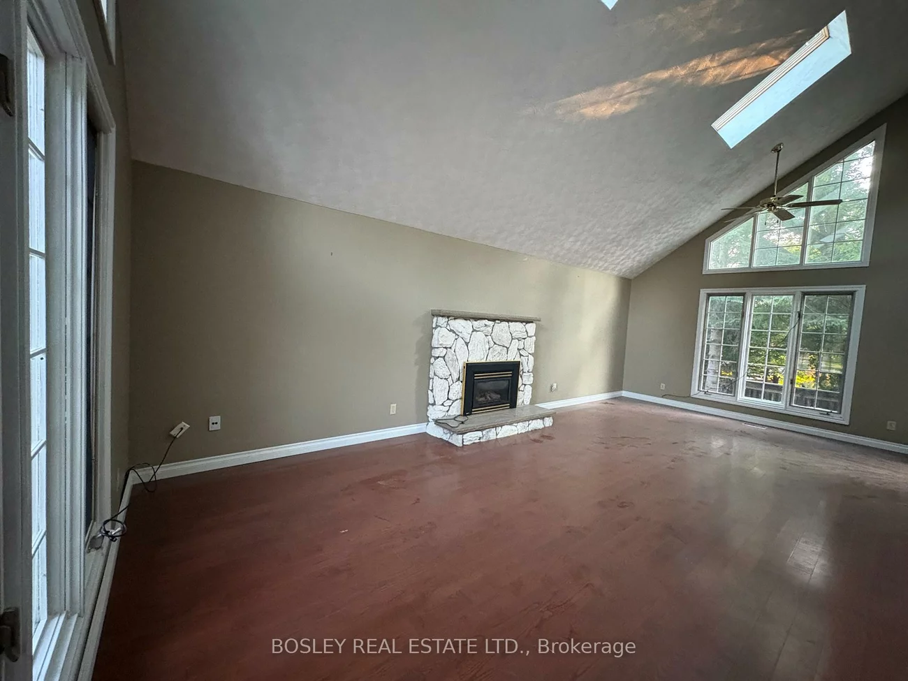 114, Lorne, Central Newmarket, Newmarket