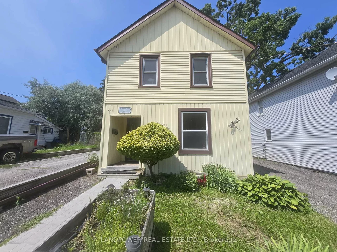 451, Ontario, Central Newmarket, Newmarket