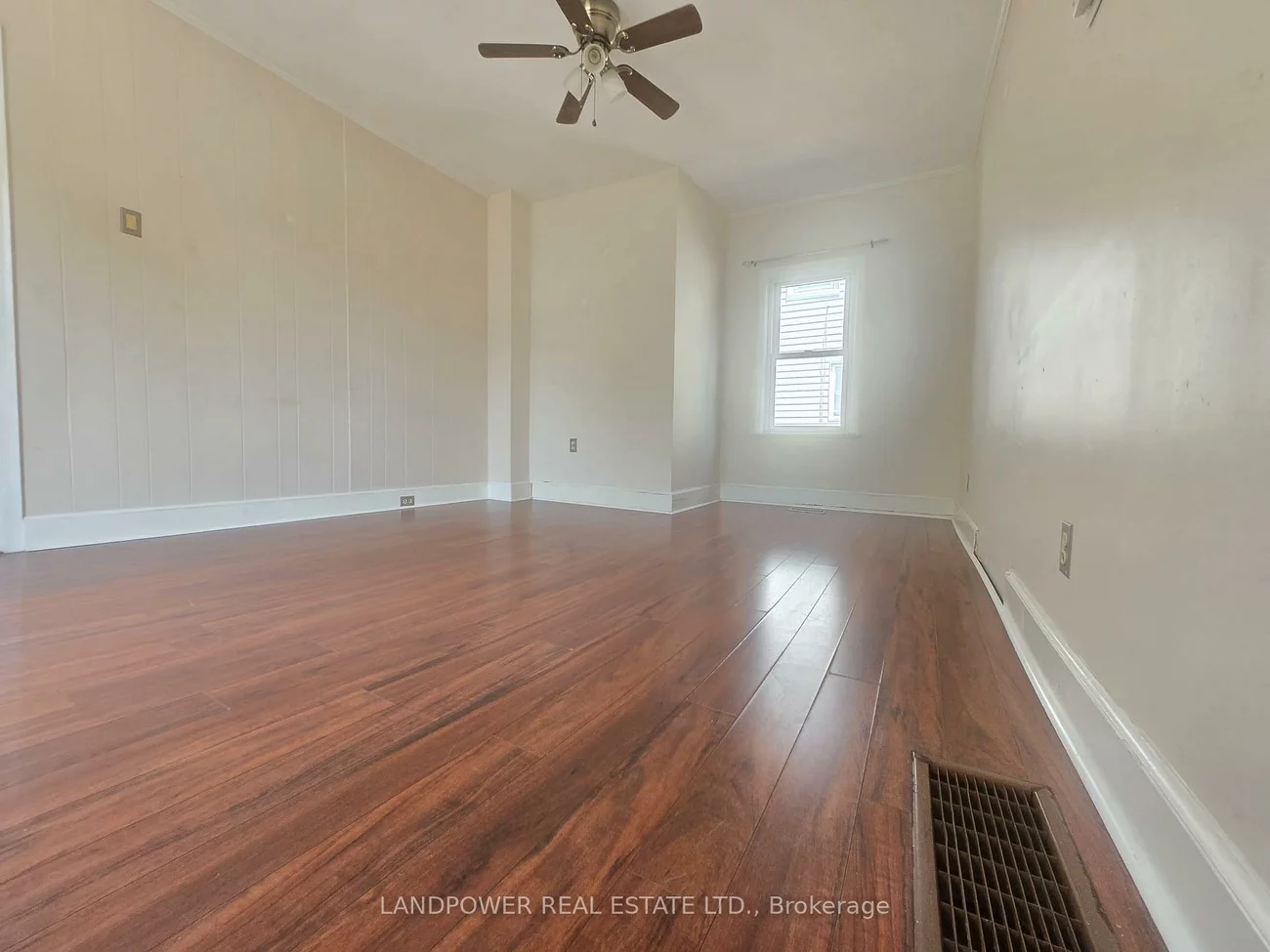 451, Ontario, Central Newmarket, Newmarket