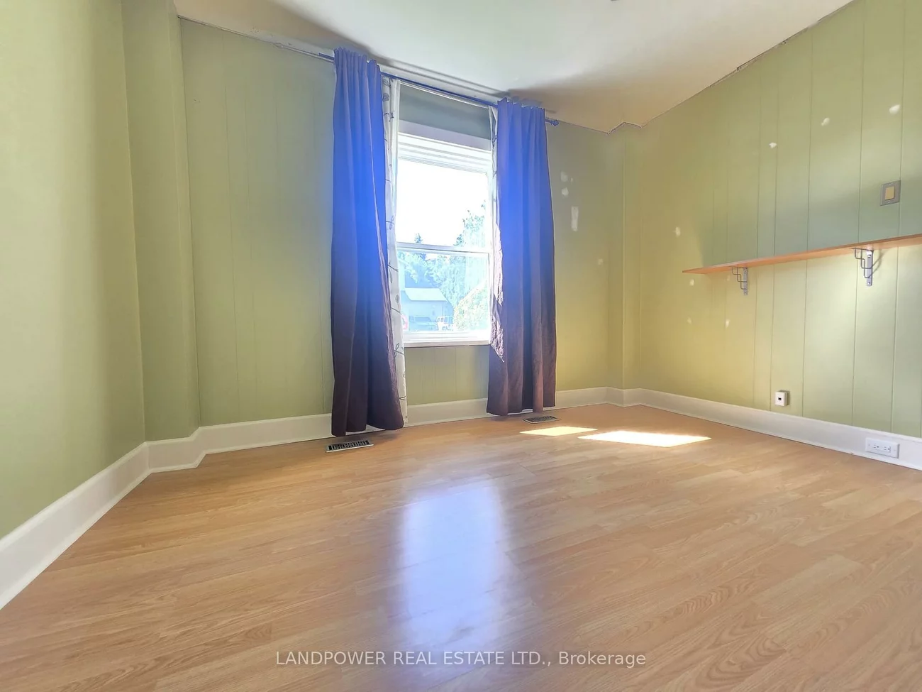 451, Ontario, Central Newmarket, Newmarket