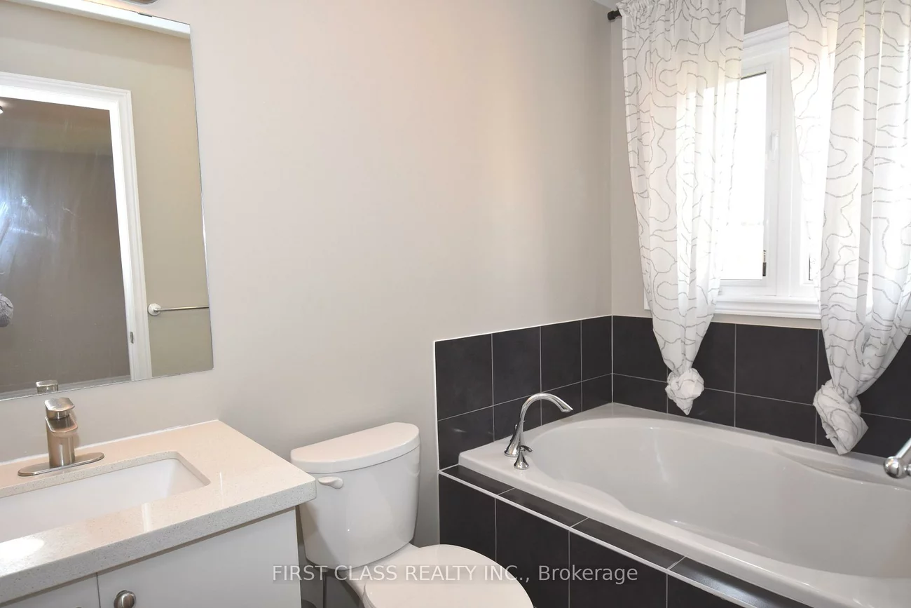 327, Doak, Gorham-College Manor, Newmarket