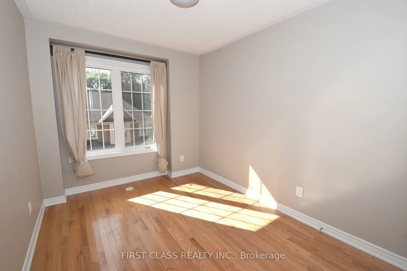 327, Doak, Gorham-College Manor, Newmarket