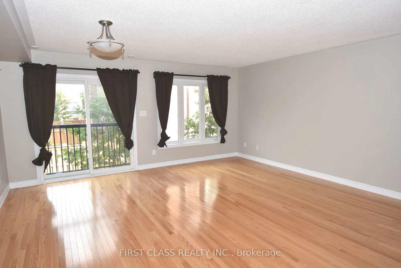 327, Doak, Gorham-College Manor, Newmarket