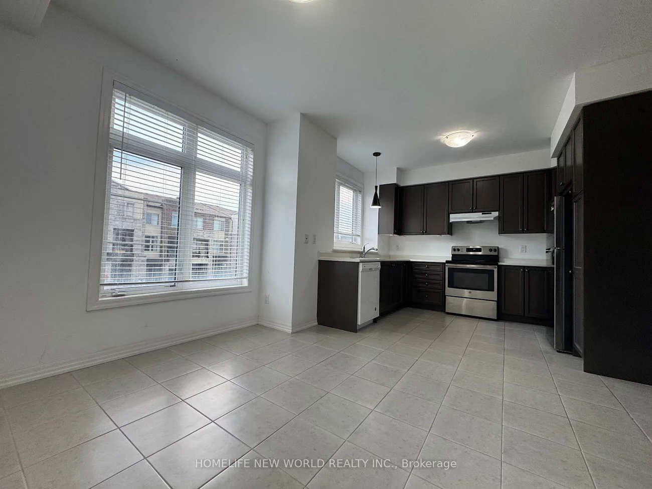 34, Vantage, Woodland Hill, Newmarket