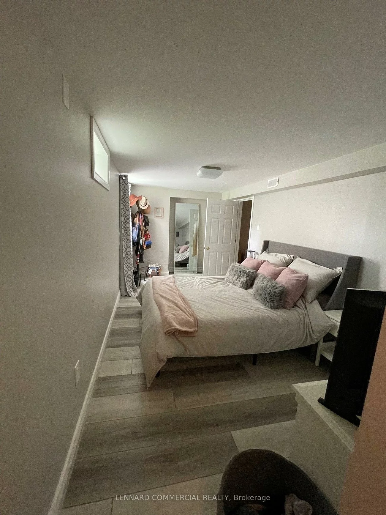 956, Lemar, Gorham-College Manor, Newmarket