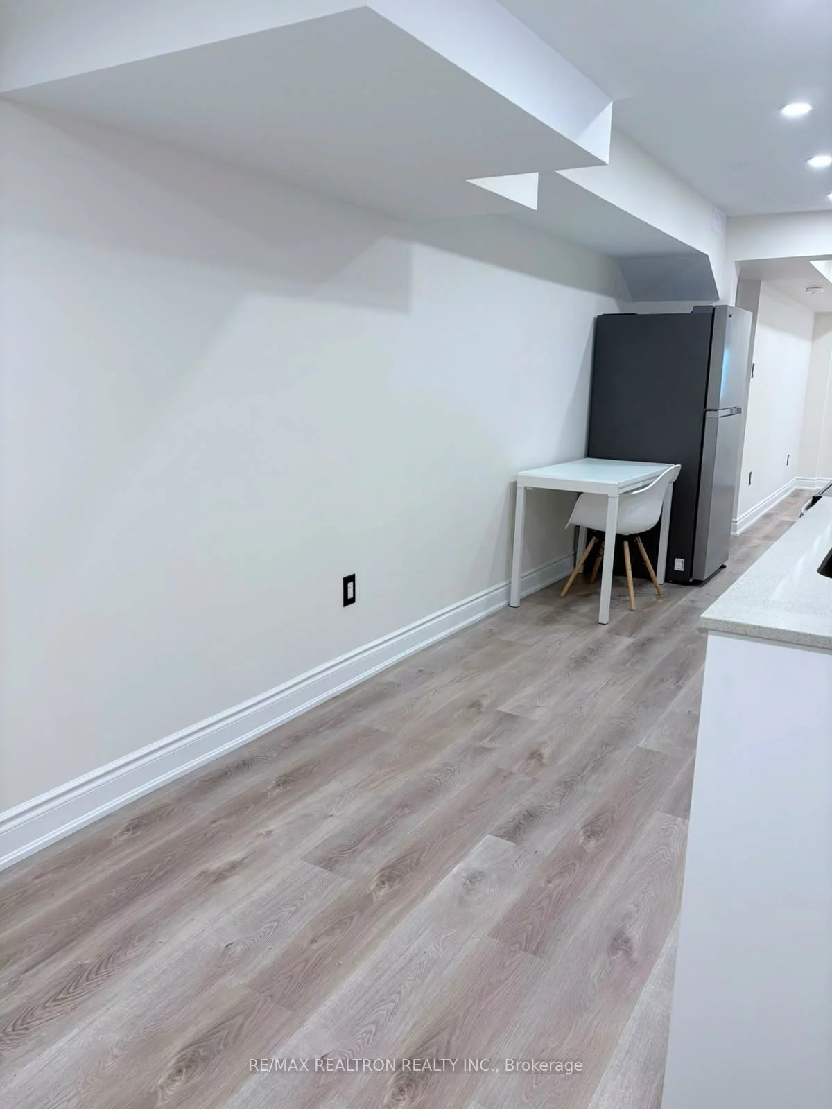 158, Wainscot, Woodland Hill, Newmarket