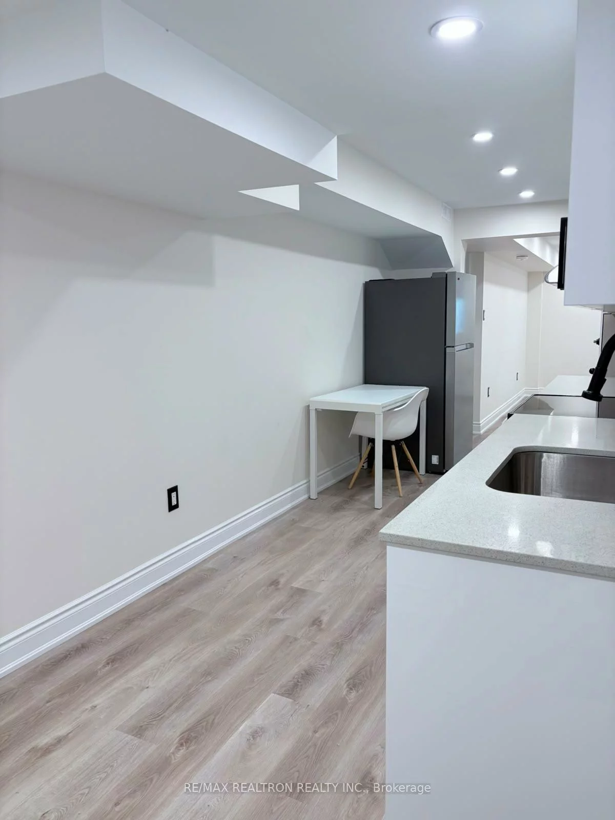 158, Wainscot, Woodland Hill, Newmarket