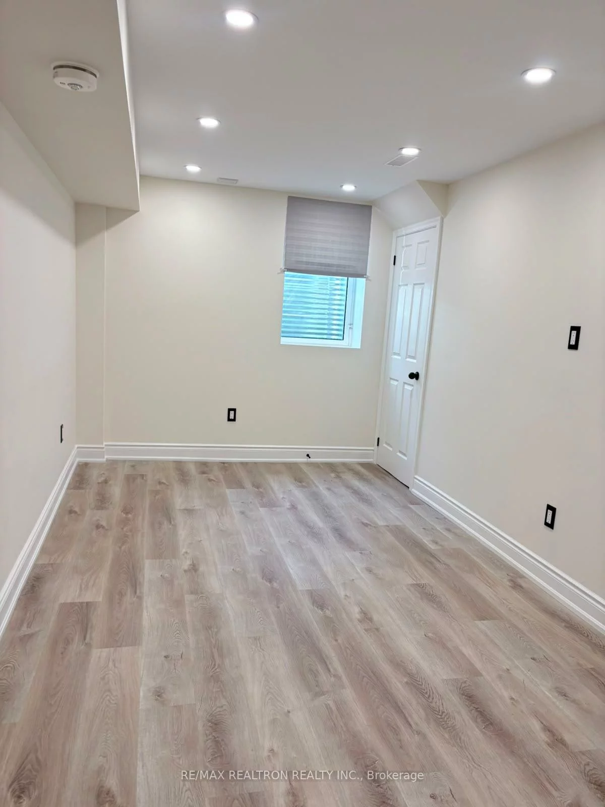 158, Wainscot, Woodland Hill, Newmarket