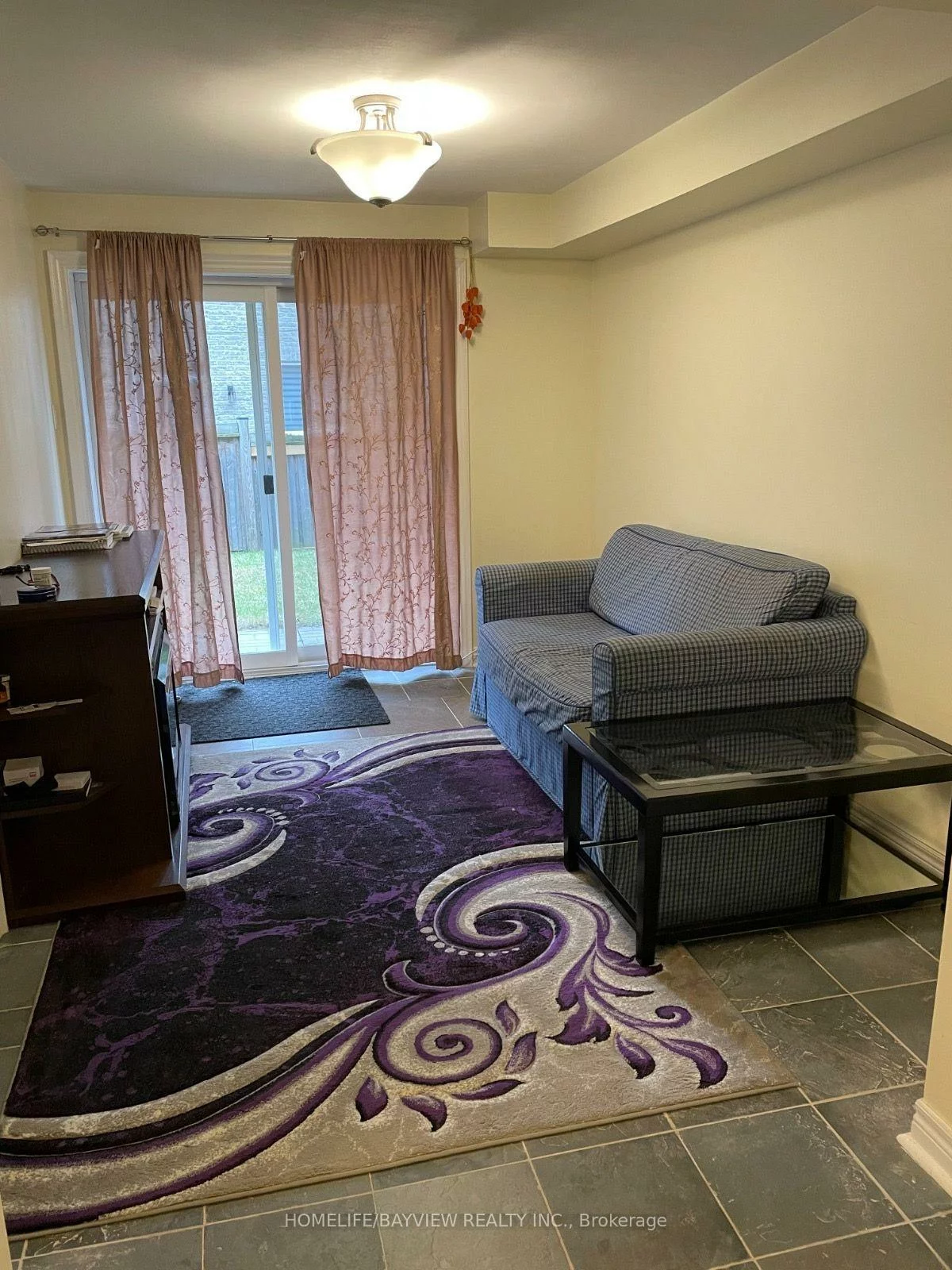 32, Four Seasons, Woodland Hill, Newmarket