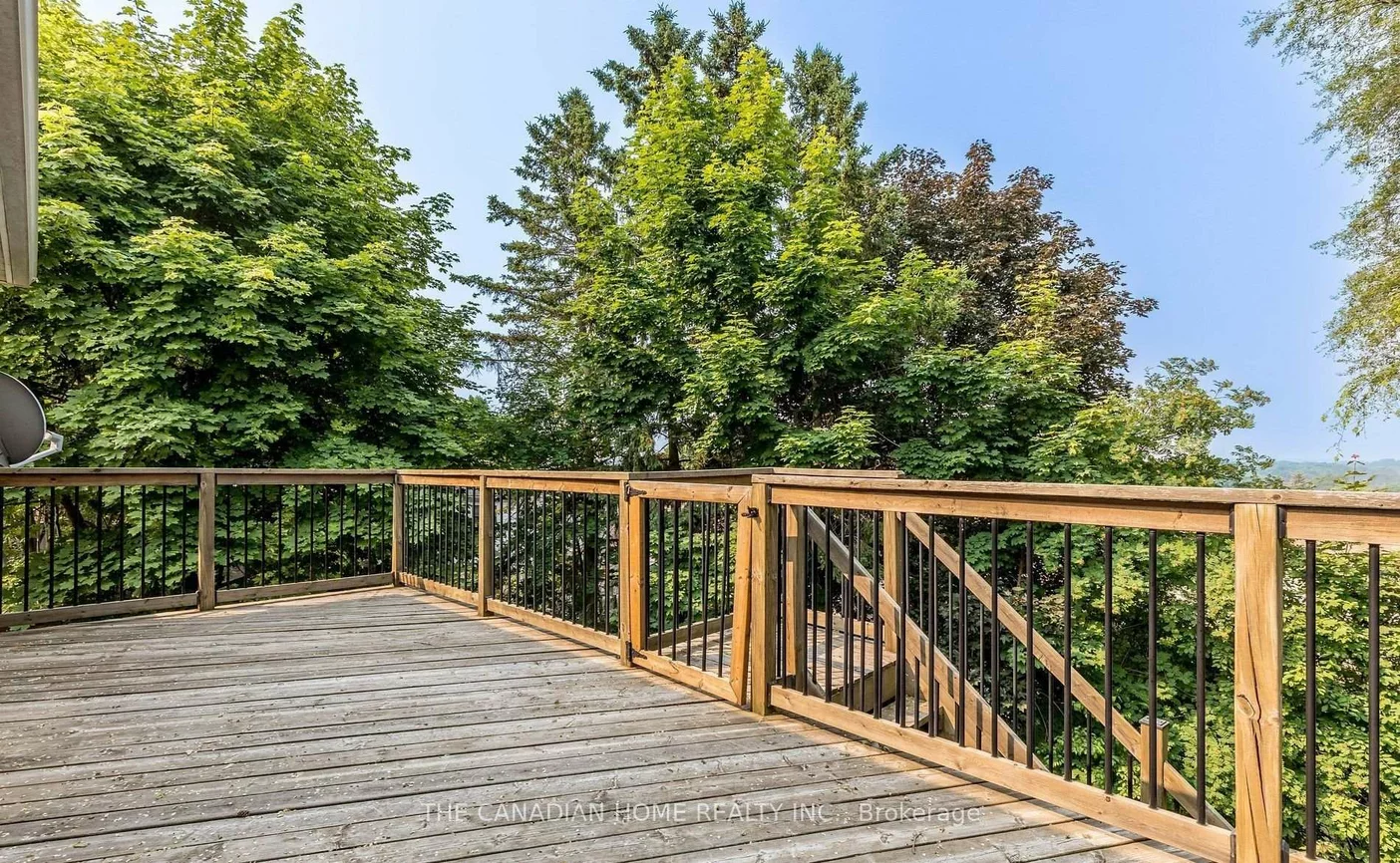 802, Pam, Huron Heights-Leslie Valley, Newmarket