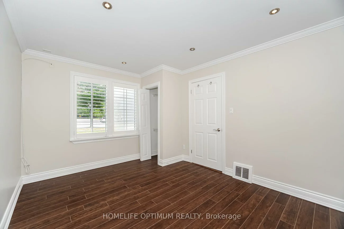 128, Eagle, Central Newmarket, Newmarket