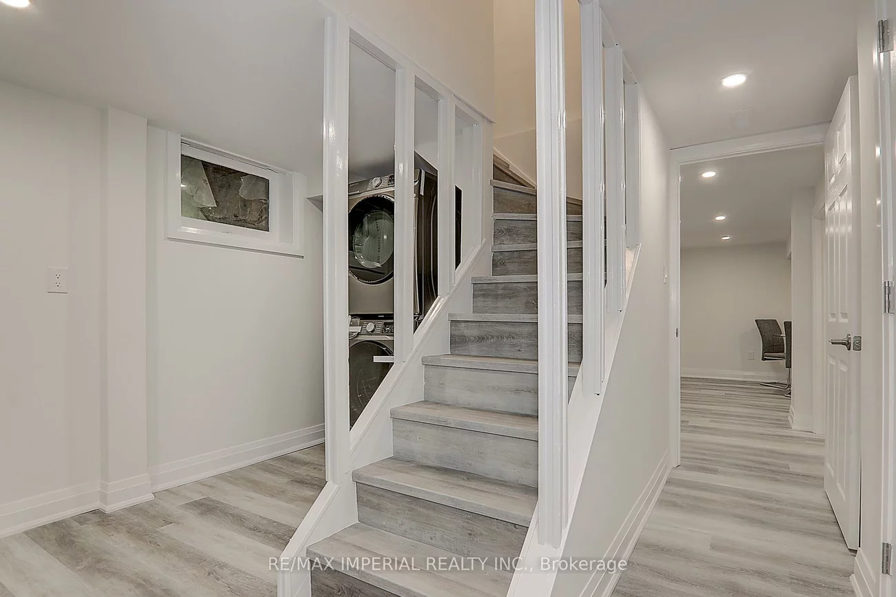 98, Belfry, Huron Heights-Leslie Valley, Newmarket