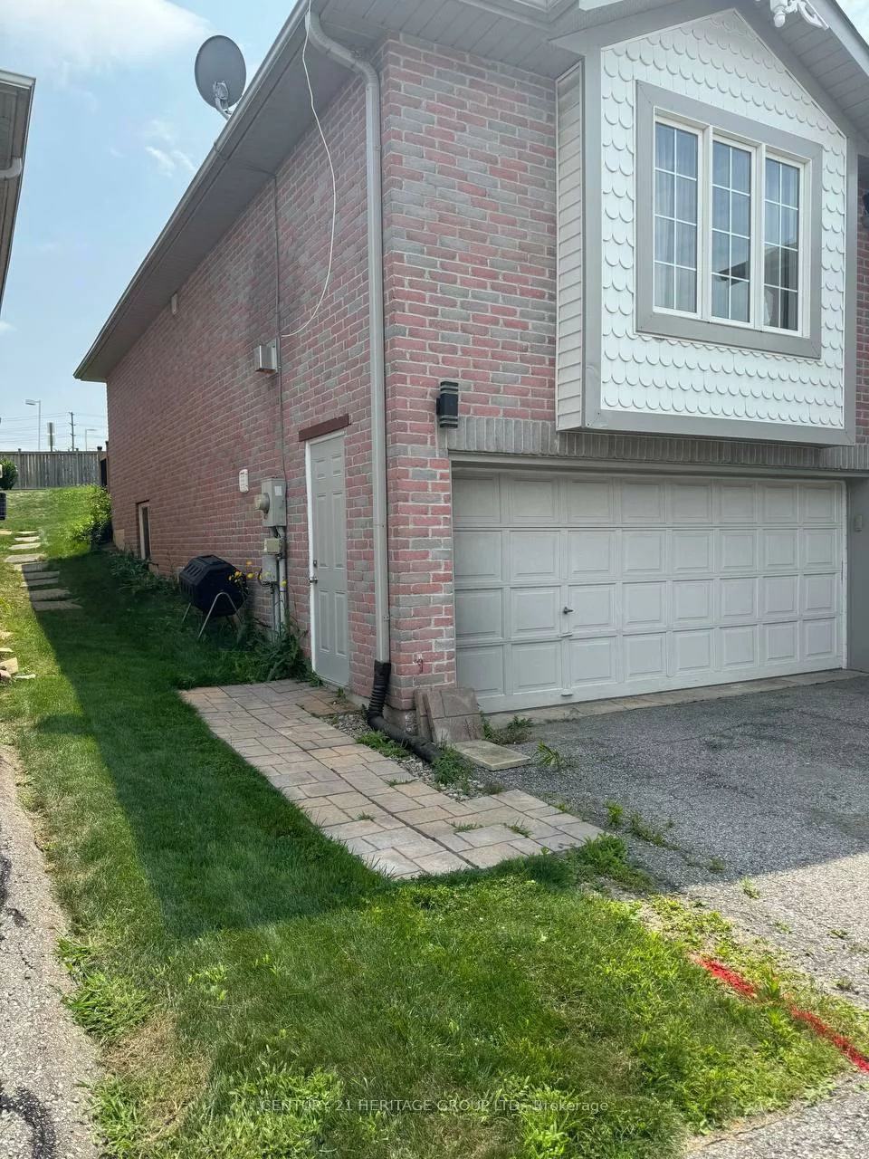 490, Cody, Central Newmarket, Newmarket