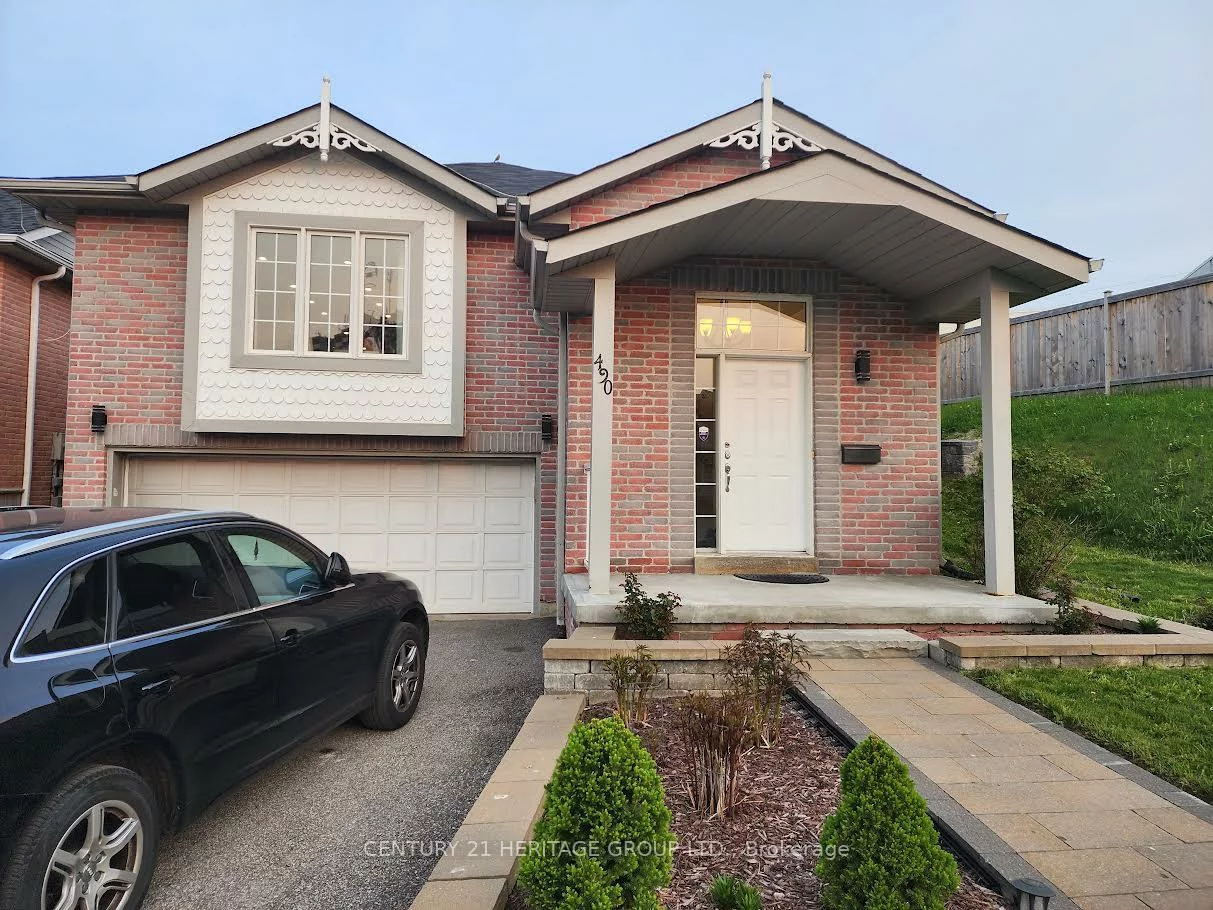 490, Cody, Central Newmarket, Newmarket