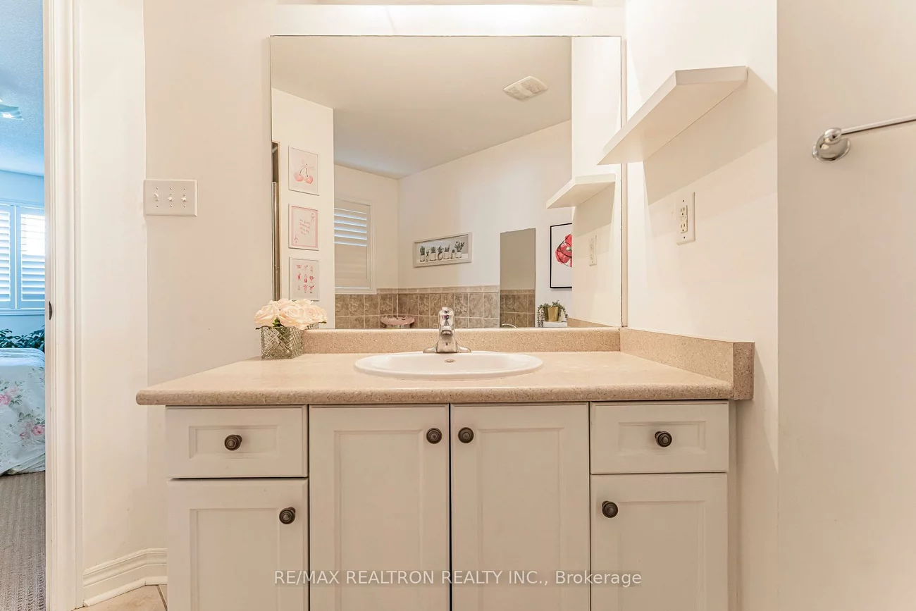 388, Kwapis, Woodland Hill, Newmarket