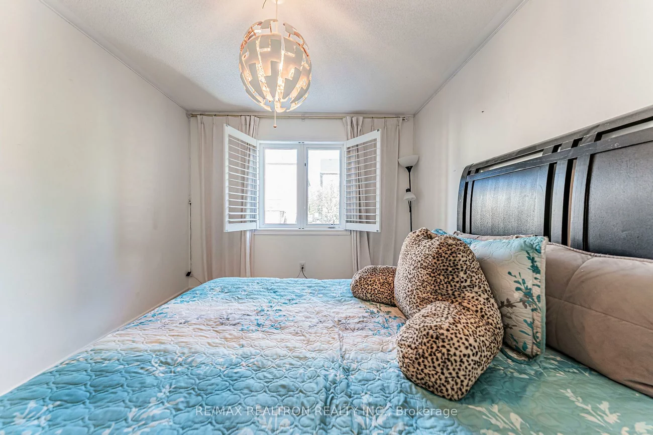 388, Kwapis, Woodland Hill, Newmarket