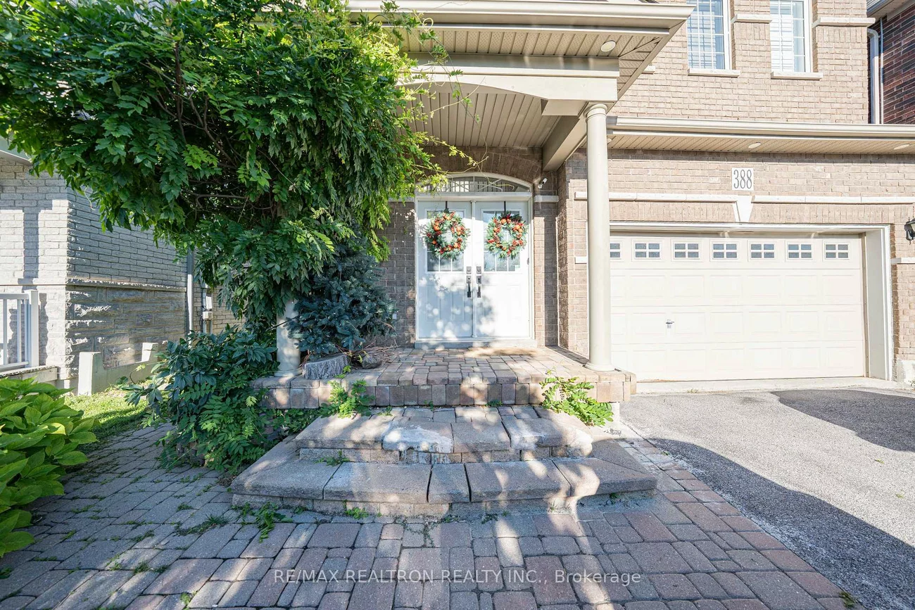 388, Kwapis, Woodland Hill, Newmarket