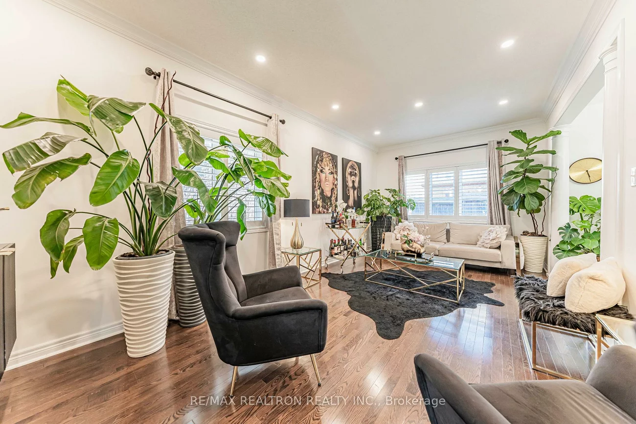 388, Kwapis, Woodland Hill, Newmarket