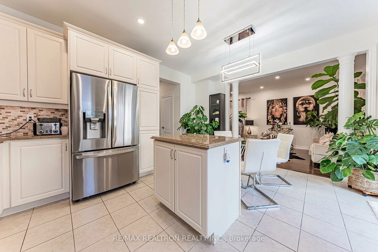 388, Kwapis, Woodland Hill, Newmarket
