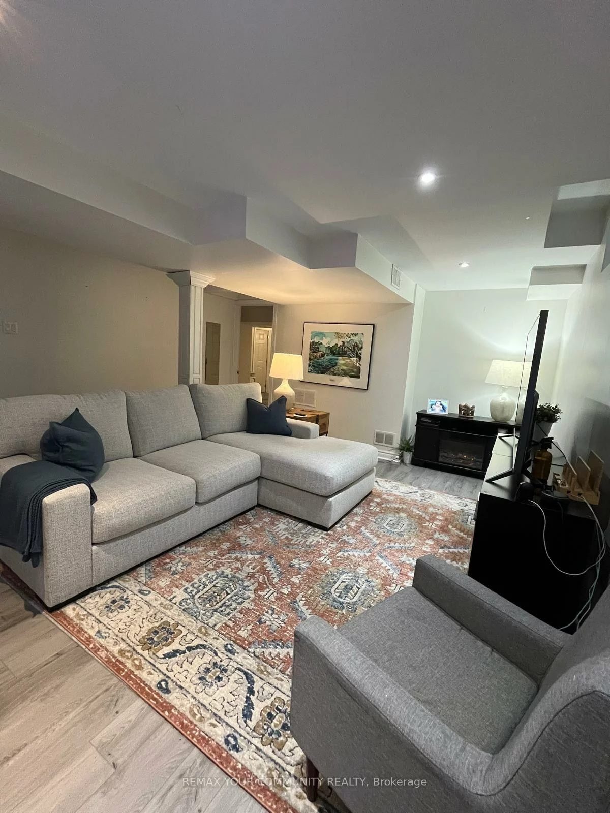 375, Woodfern, Woodland Hill, Newmarket