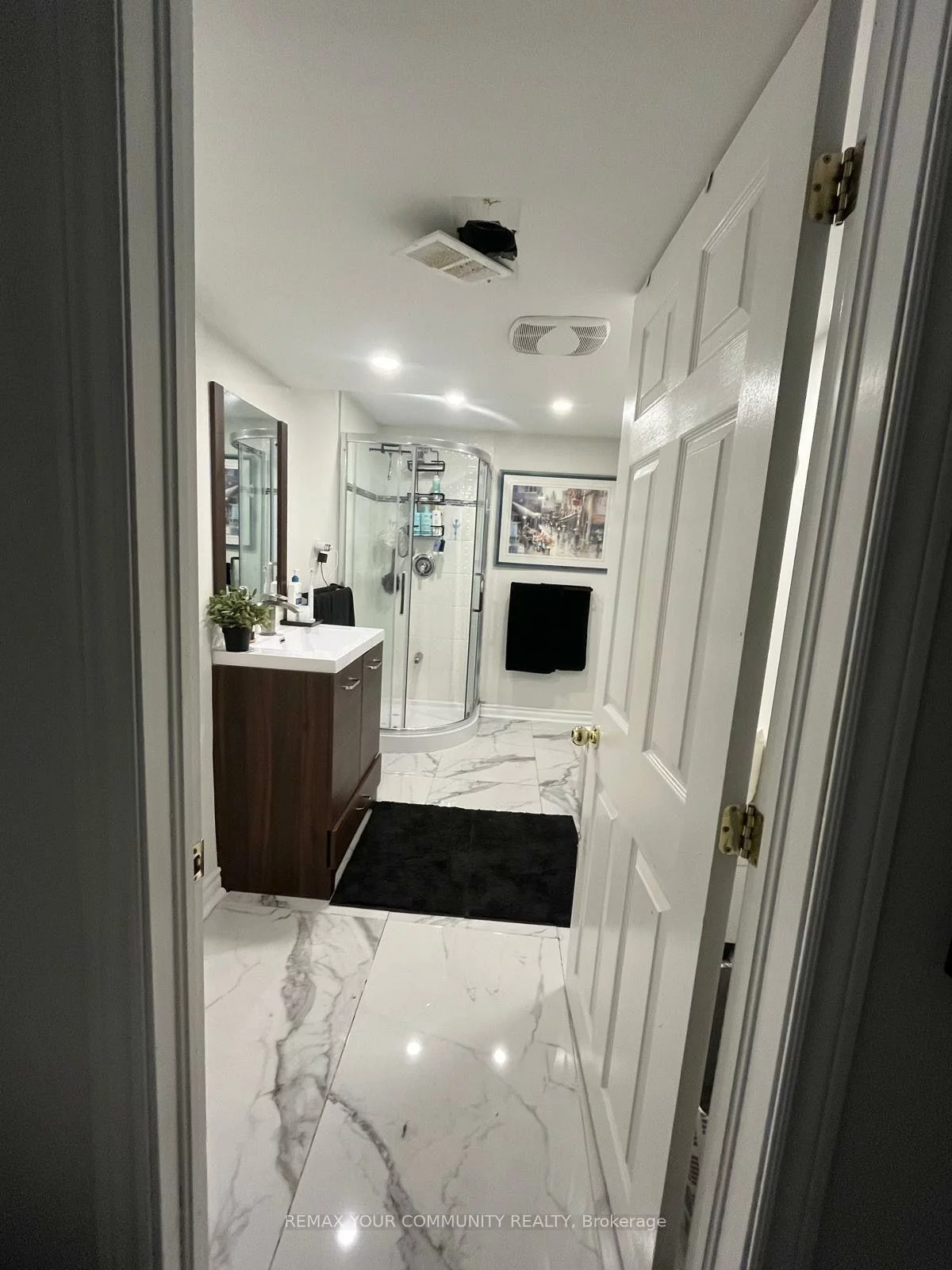 375, Woodfern, Woodland Hill, Newmarket