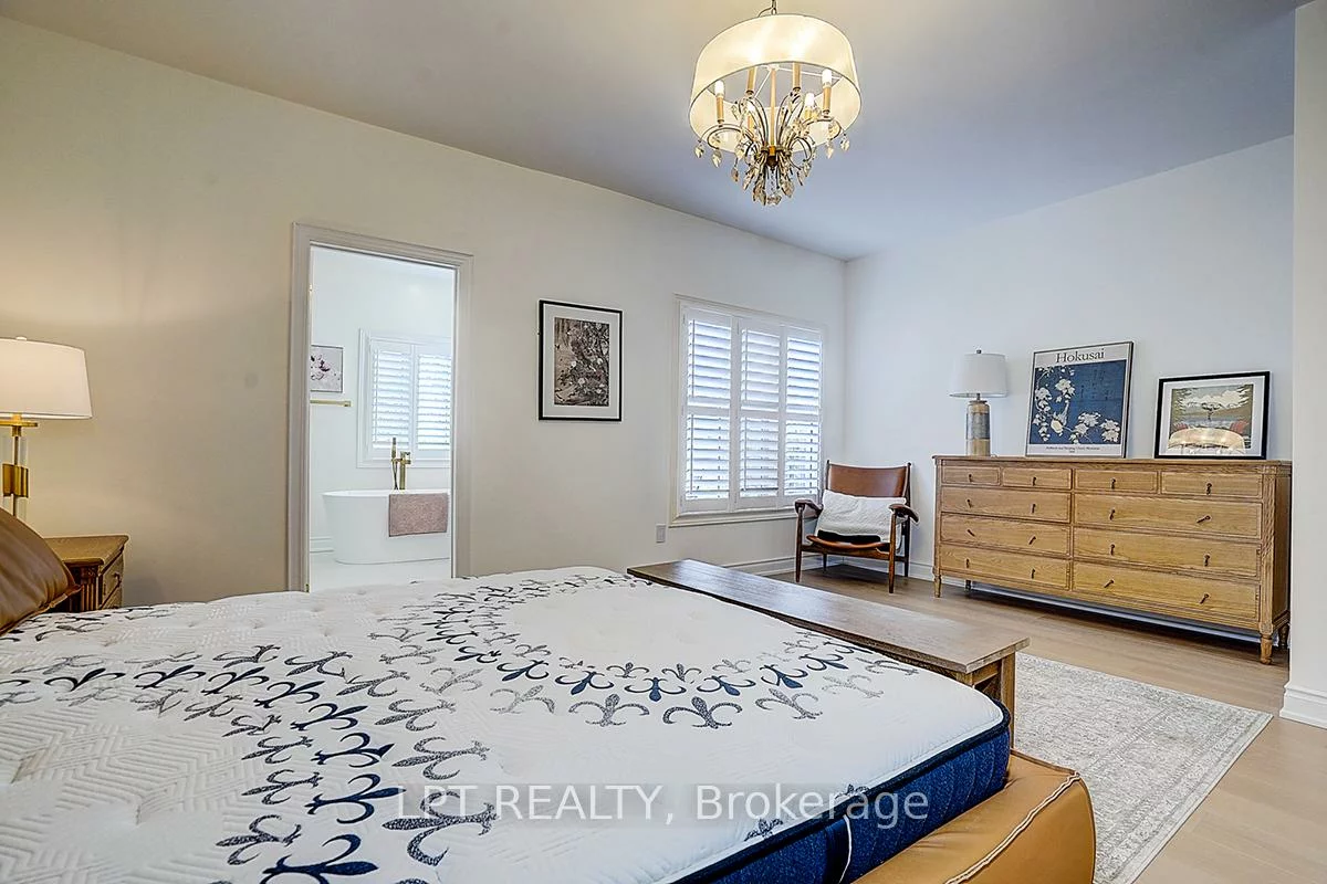 585, Holgate, Stonehaven-Wyndham, Newmarket