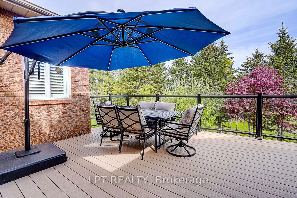 585, Holgate, Stonehaven-Wyndham, Newmarket