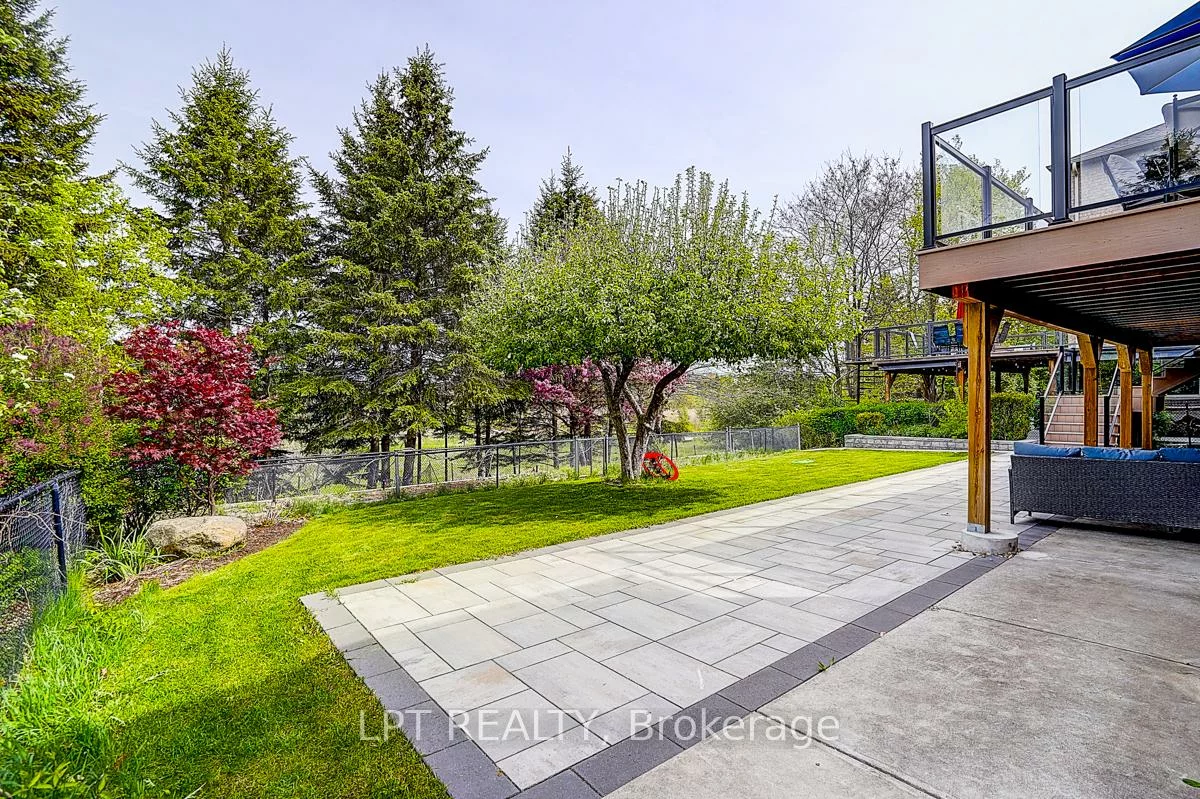 585, Holgate, Stonehaven-Wyndham, Newmarket