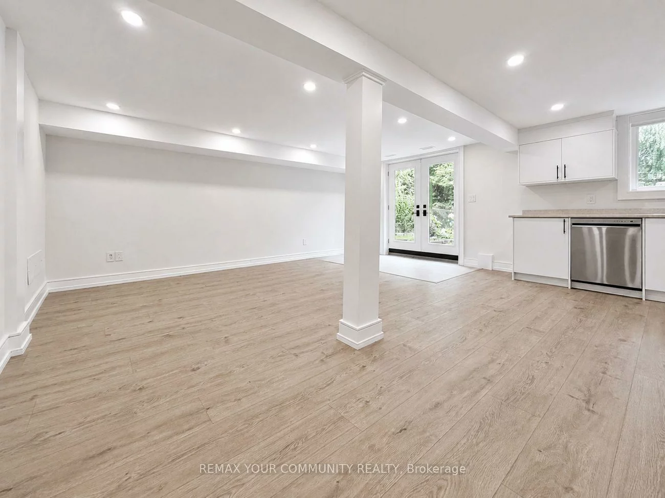 969, Wildwood, Gorham-College Manor, Newmarket