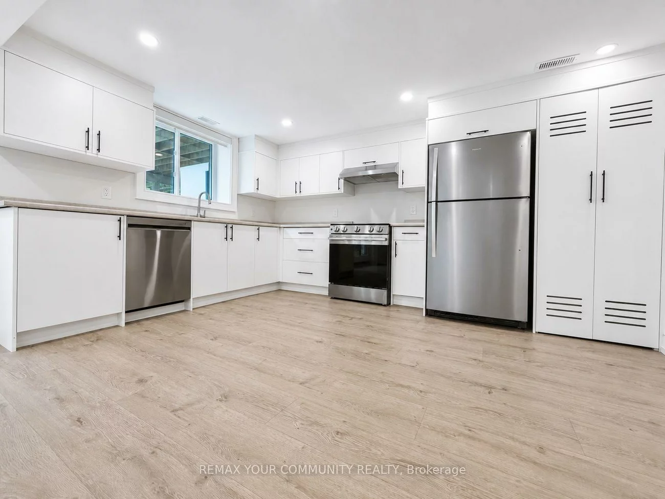 969, Wildwood, Gorham-College Manor, Newmarket