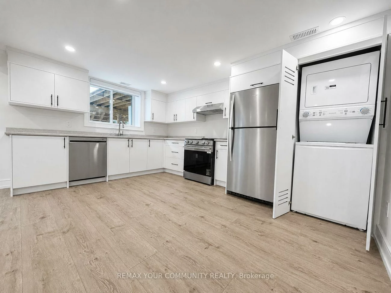 969, Wildwood, Gorham-College Manor, Newmarket