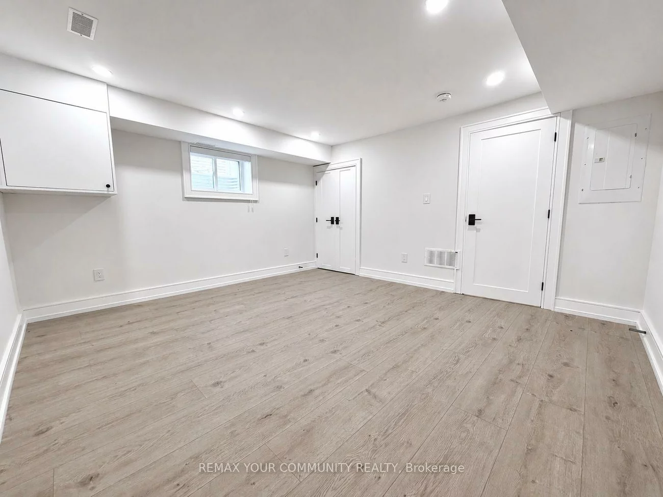 969, Wildwood, Gorham-College Manor, Newmarket