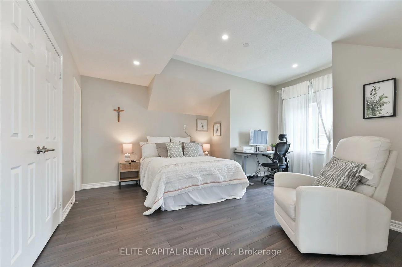 1208, Atkins, Stonehaven-Wyndham, Newmarket