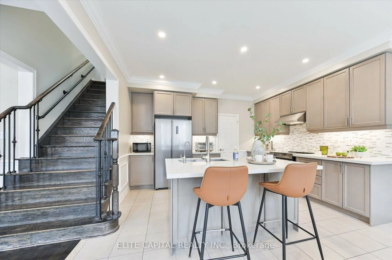 1208, Atkins, Stonehaven-Wyndham, Newmarket